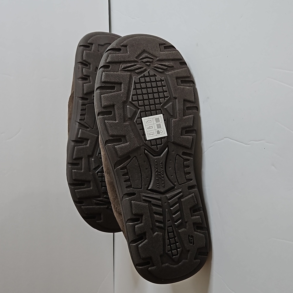 Skecher Relaxed Fit Memory Form Expected Slippers… - image 7